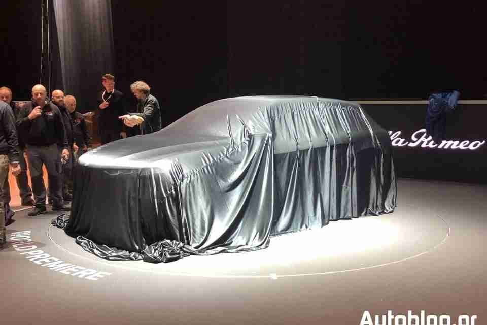 El nuevo Alfa Romeo Tonale se insinúa en el Salón del Automóvil de Ginebra 3
