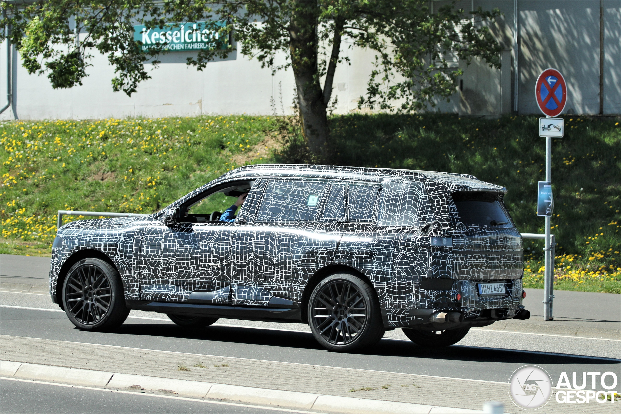 Bmw x7 m60 g67