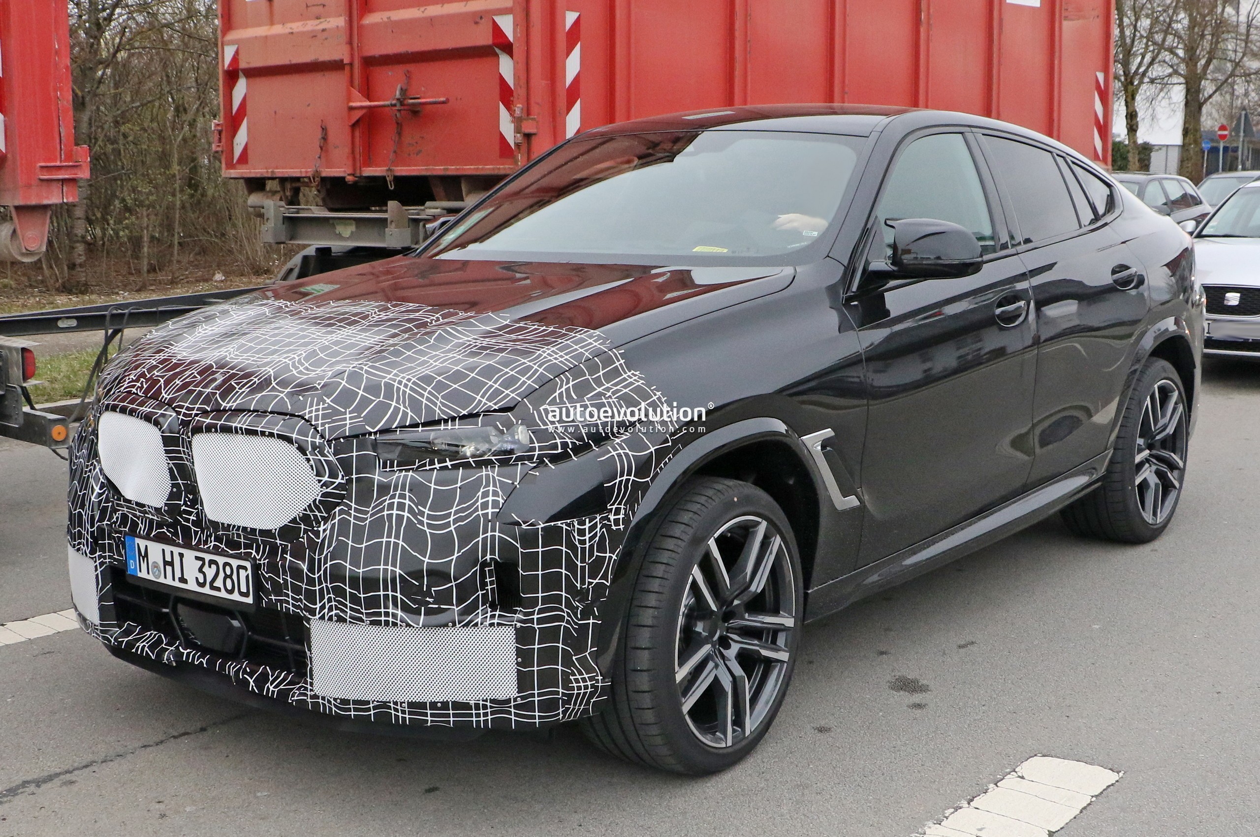 Bmw x6 mk3 [g06] lci (2023)