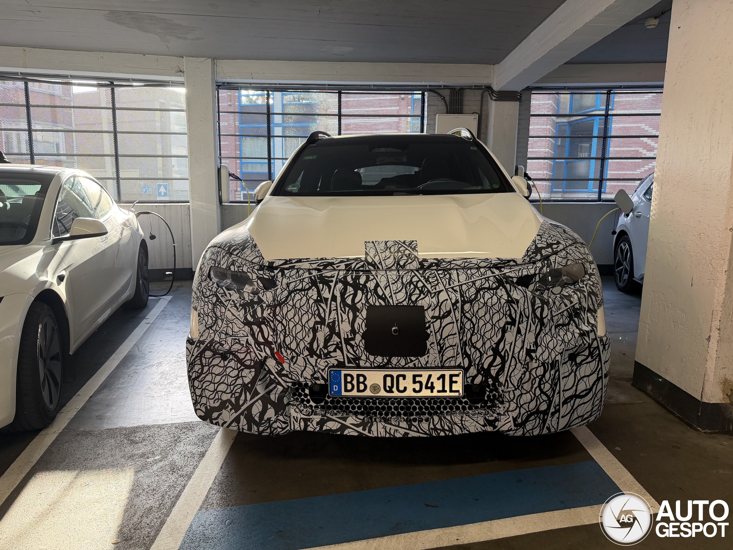 Mercedes-benz eqc suv 2025