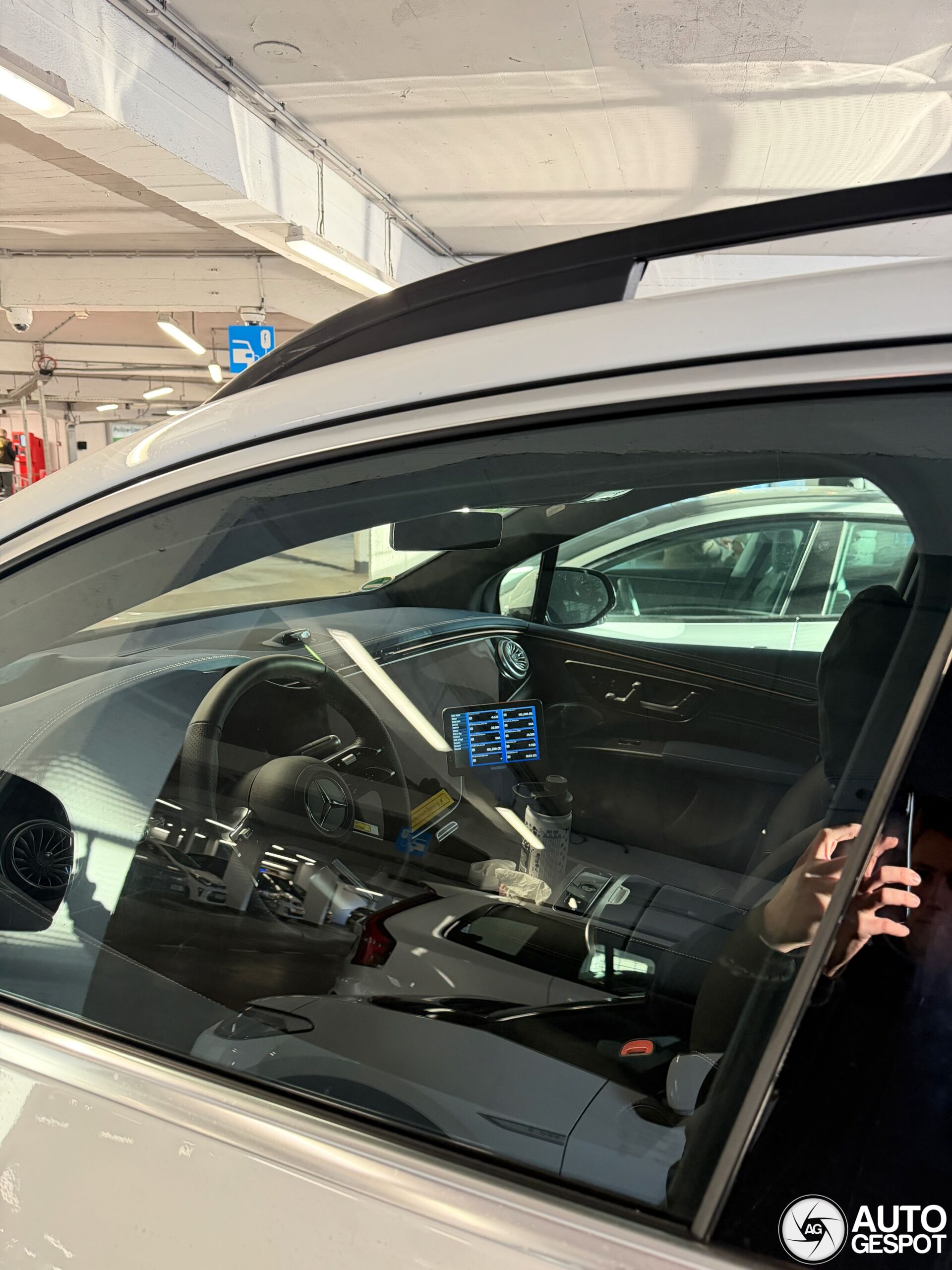 Mercedes-benz eqc suv 2025