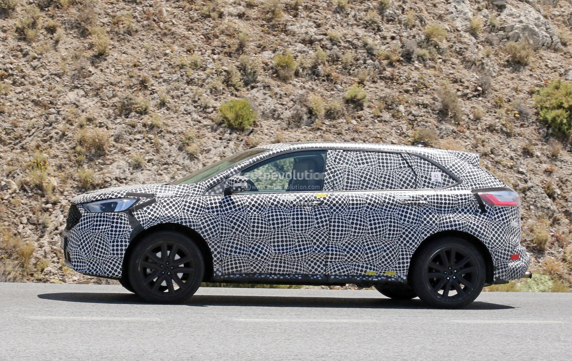 Ford edge restyling (2018)