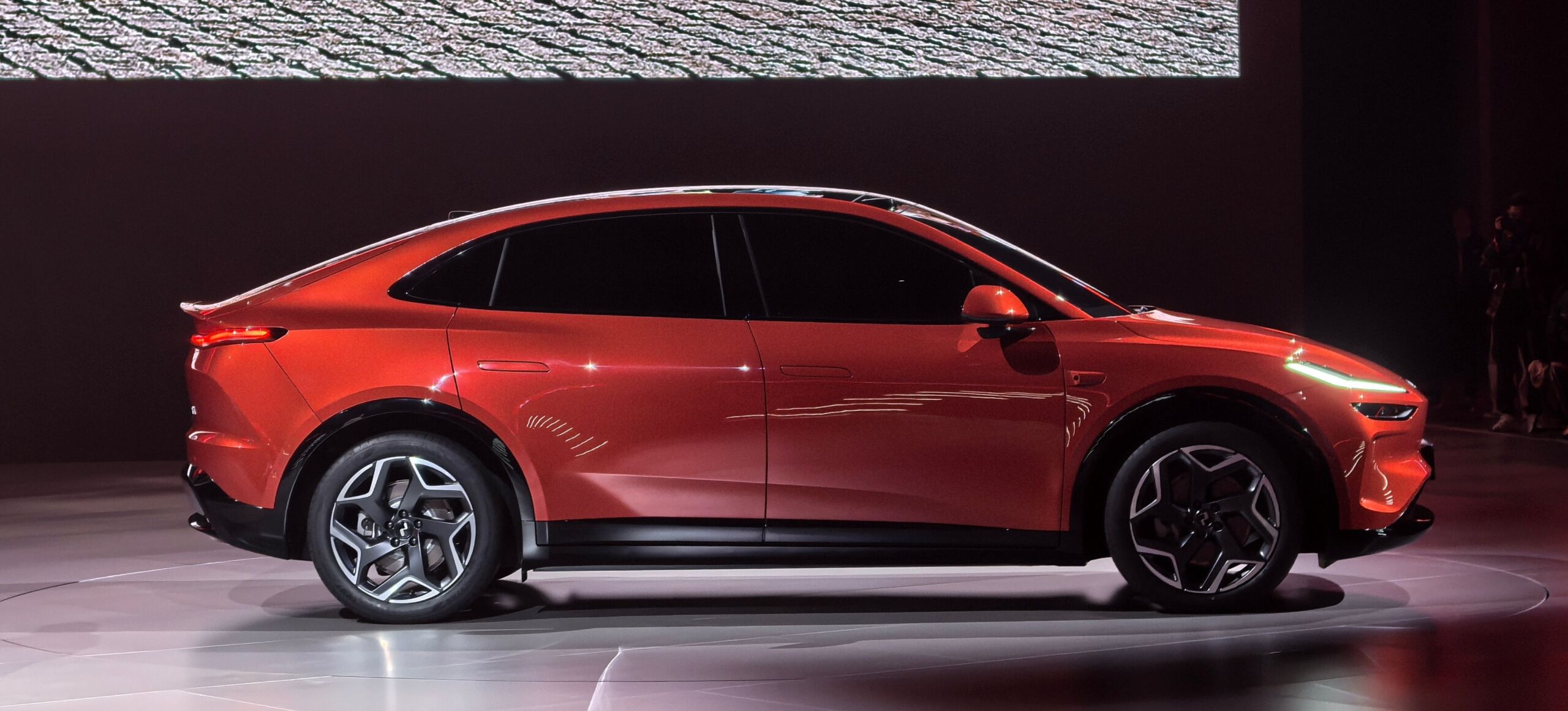 Onvo l60 (2024)