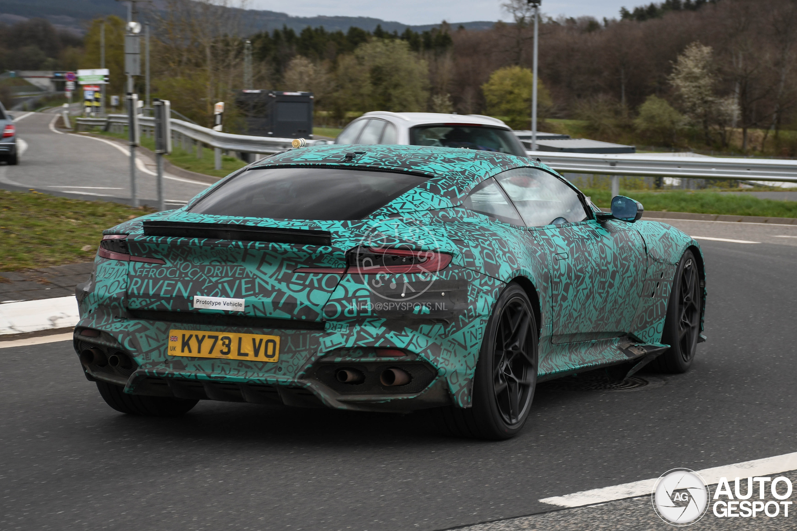 Aston martin dbs superleggera 2026