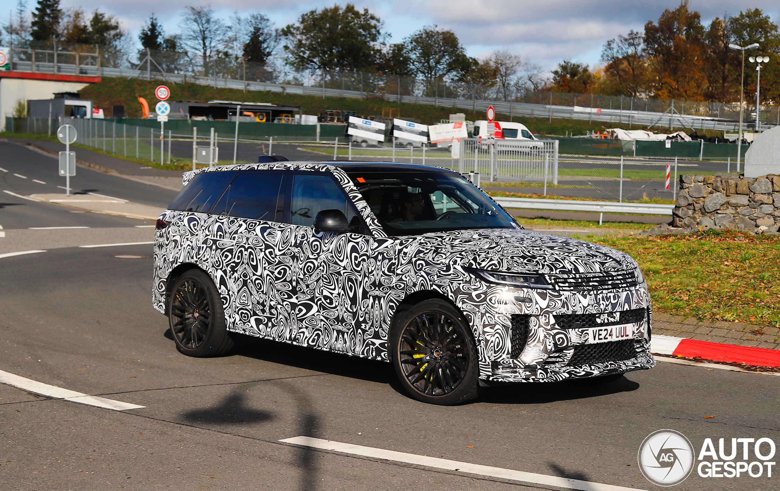 Range rover sport sv 2026