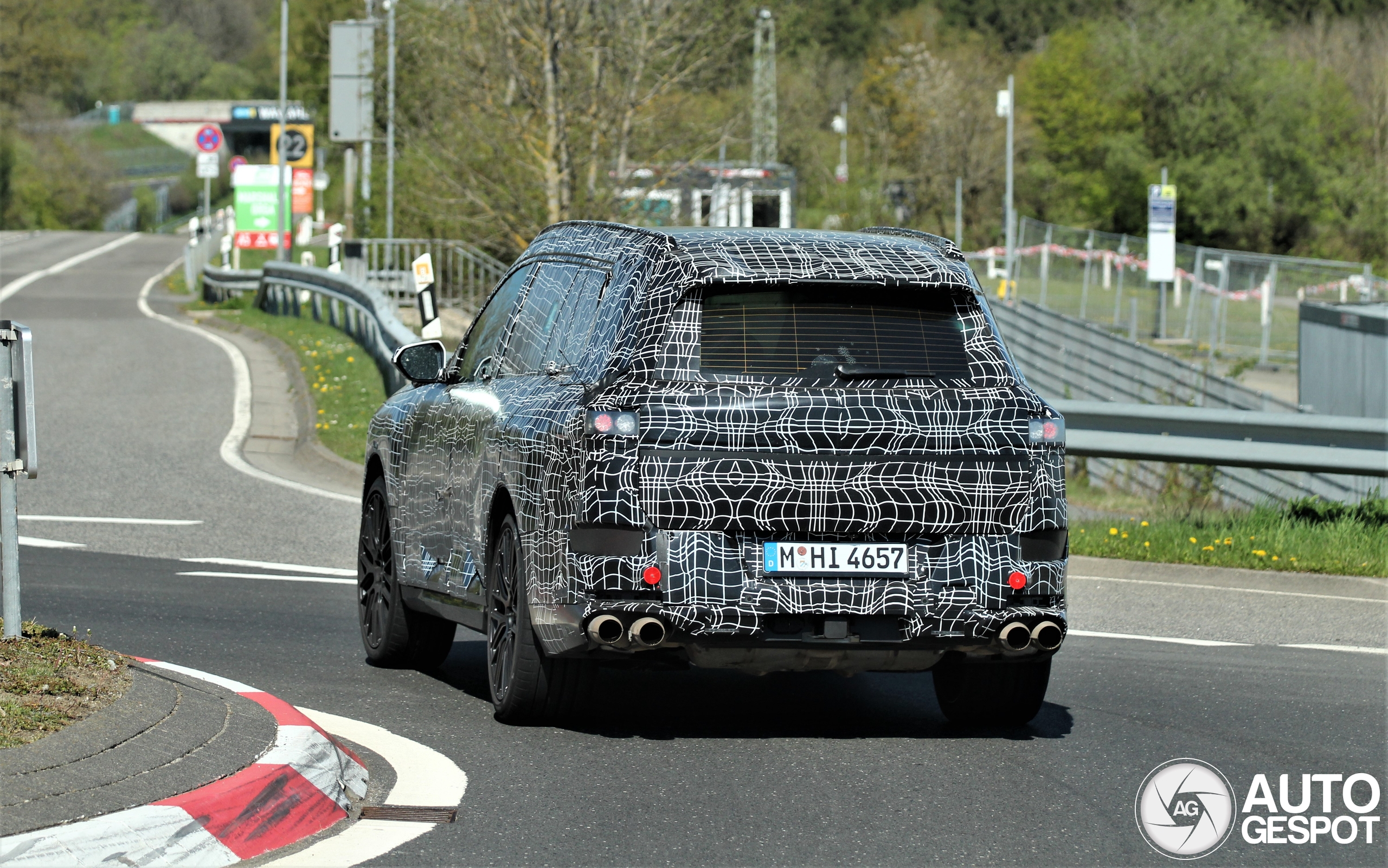 Bmw x7 m60 g67