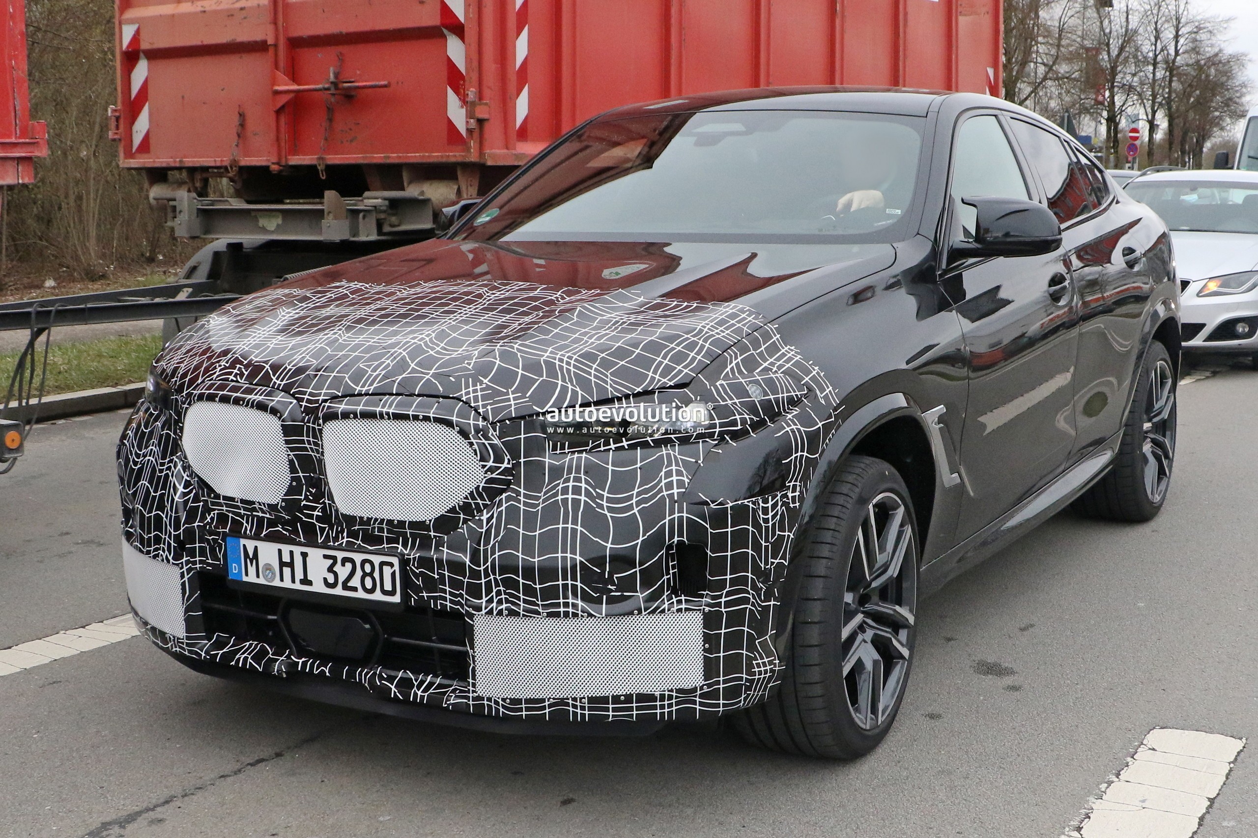 Bmw x6 mk3 [g06] lci (2023)