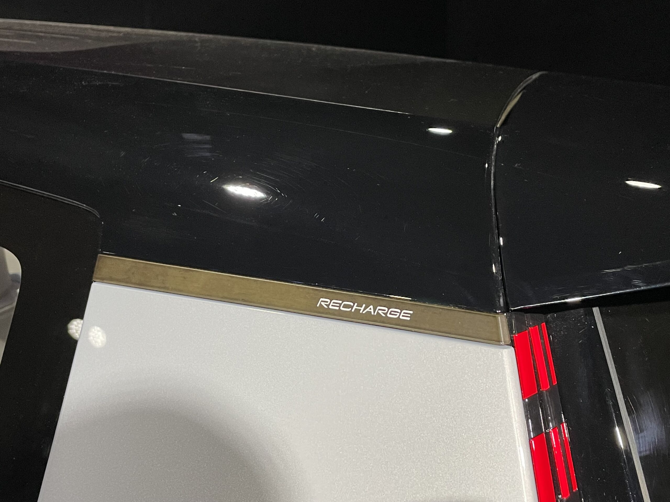 Volvo concept recharge (2021)