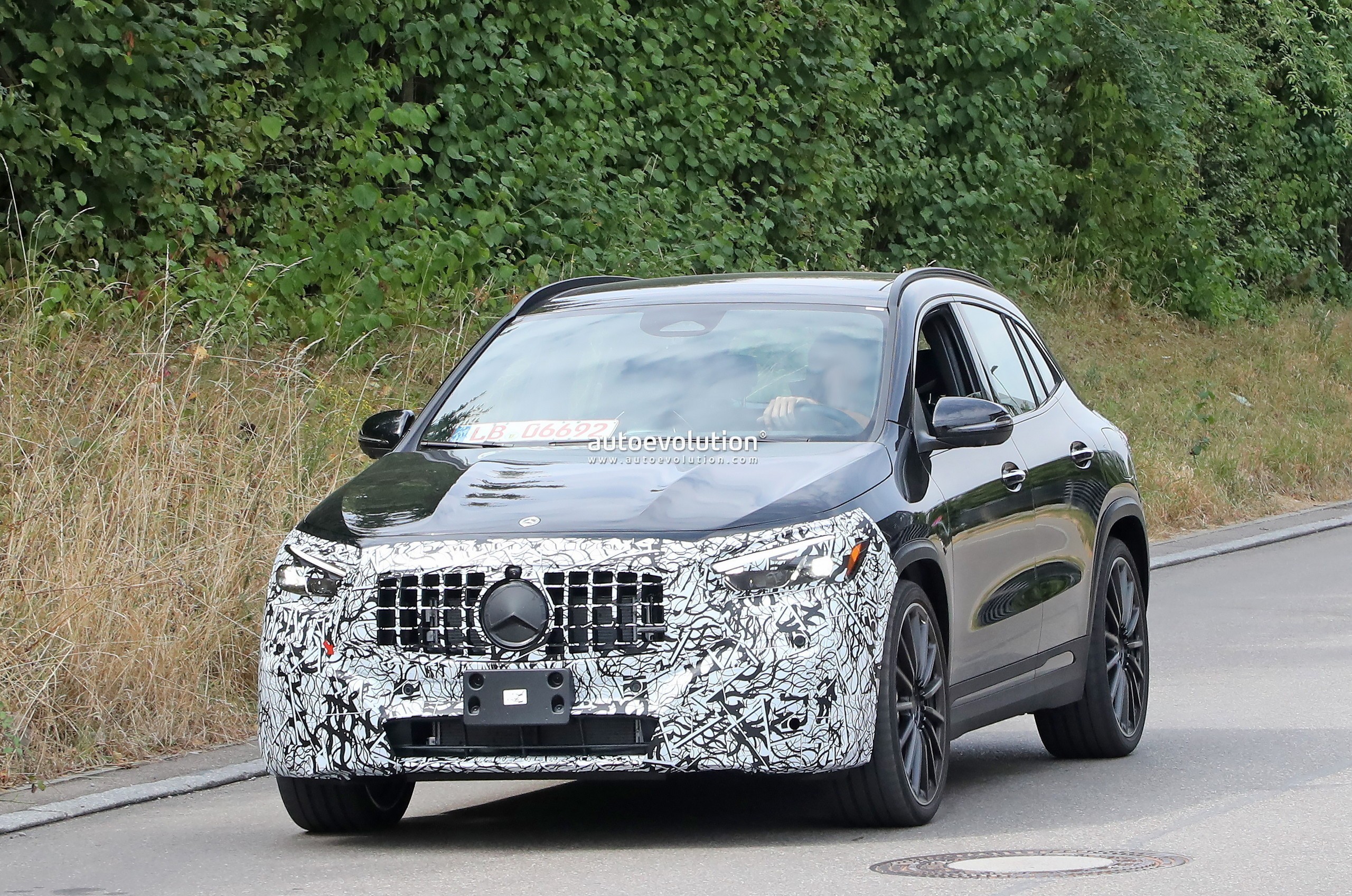 Mercedes-benz gla mk2 [h247] | eqa facelift (2023)