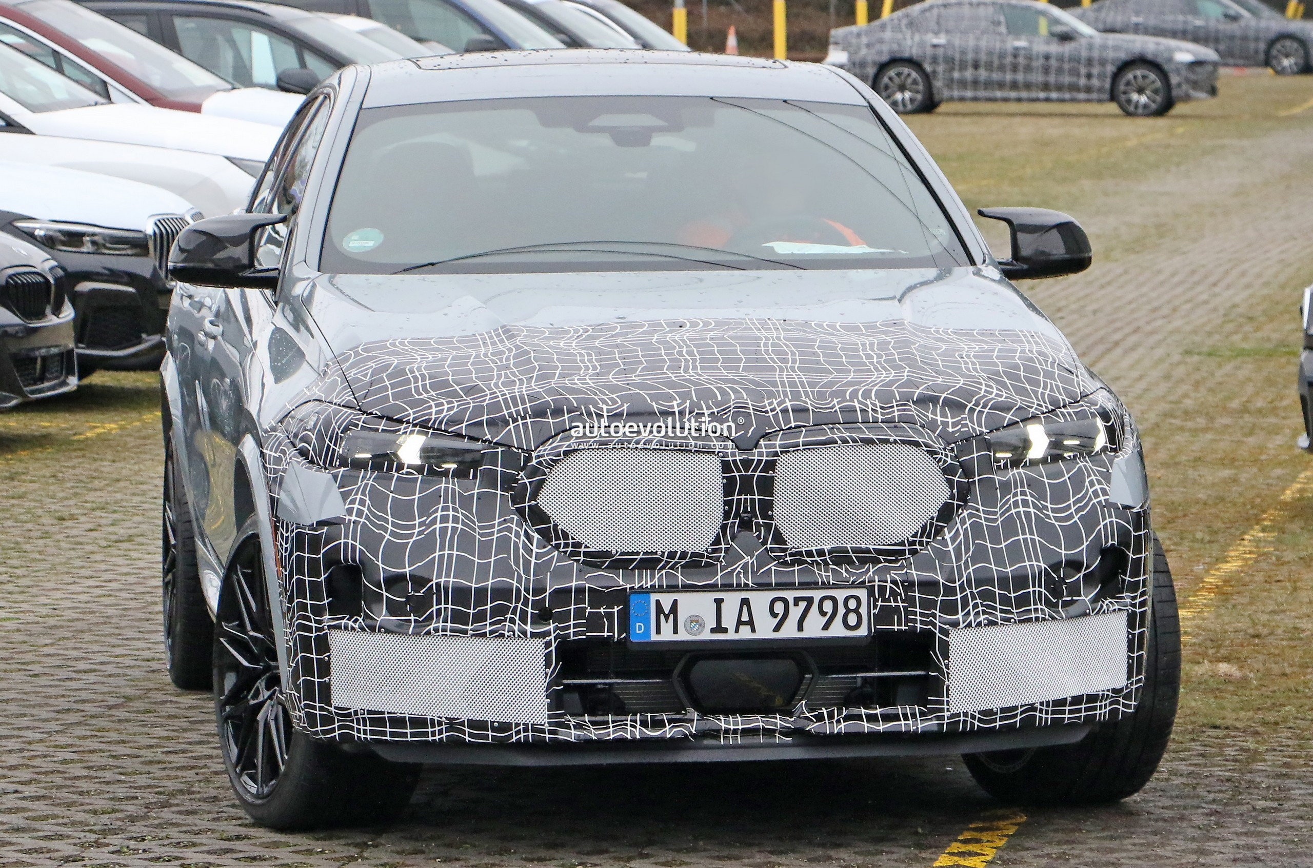 Bmw x6 mk3 [g06] lci (2023)