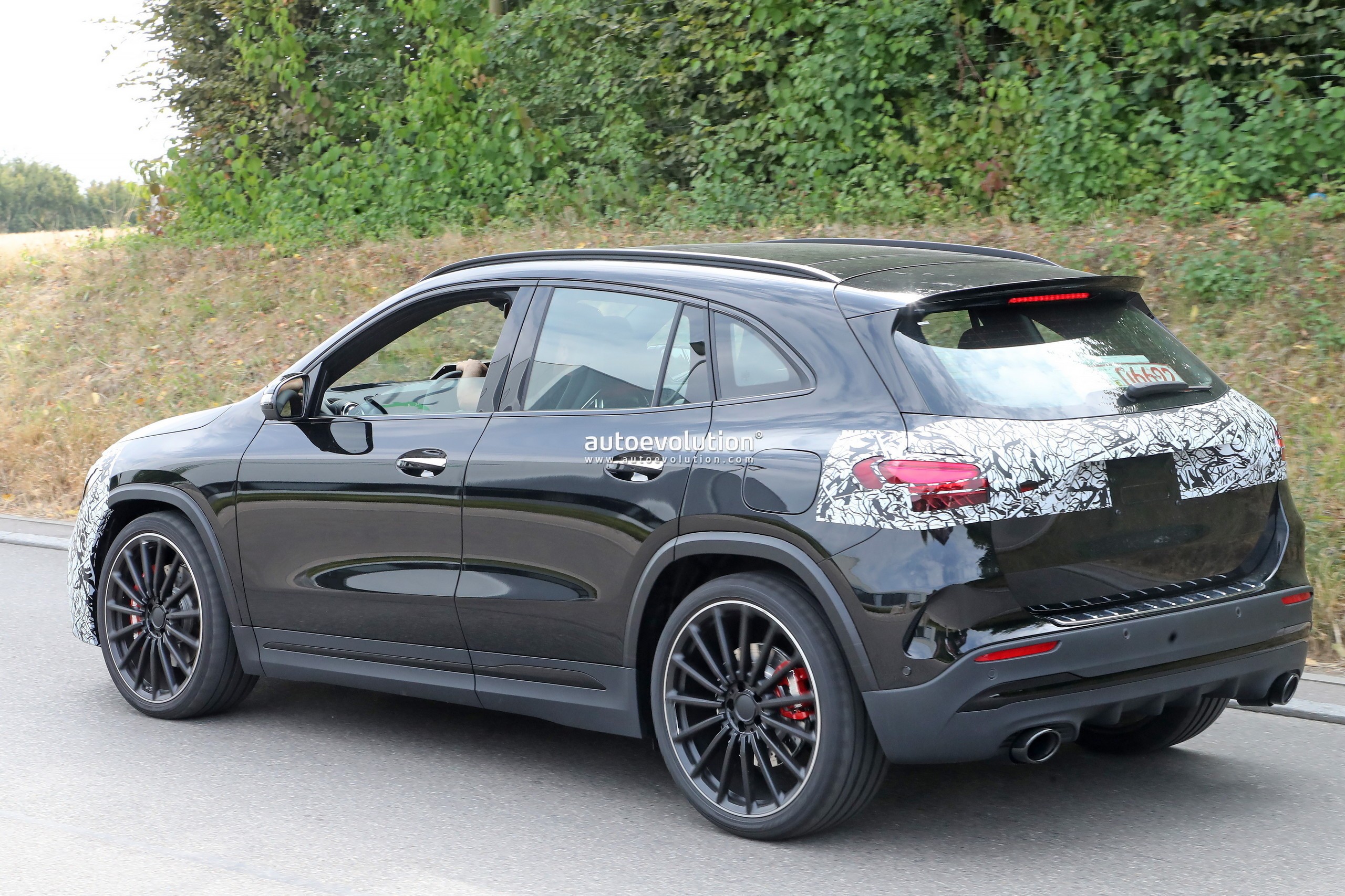 Mercedes-benz gla mk2 [h247] | eqa facelift (2023)