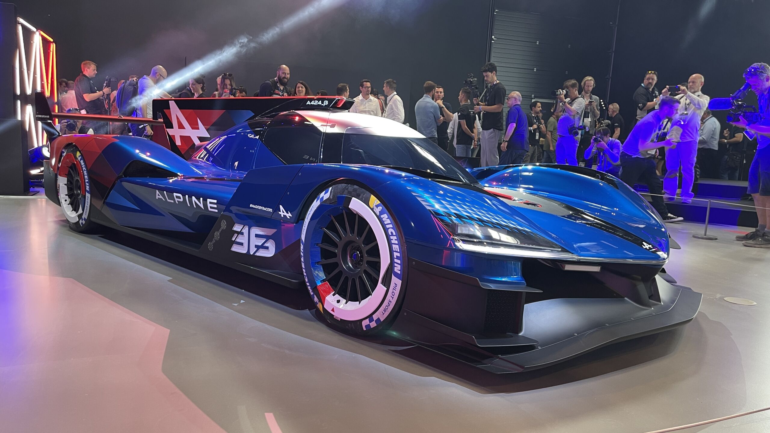 Alpine a424_β (2023)