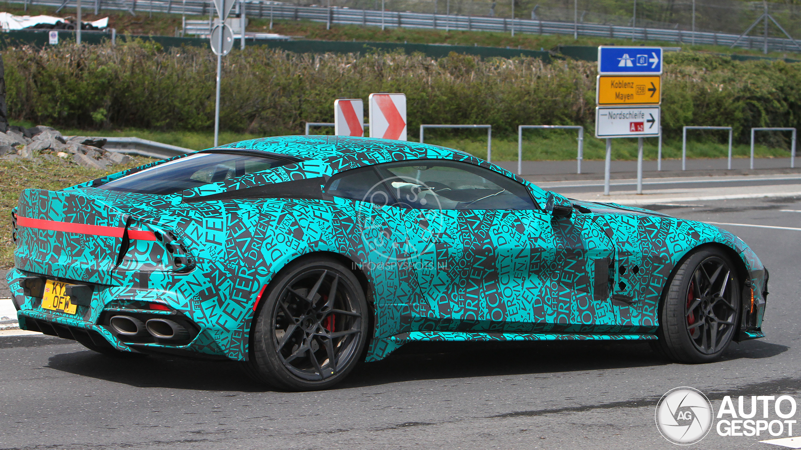 Aston martin vanquish 2025