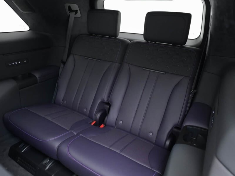 Freelander 8 reveals six-seat cabin with zero-gravity seats and 46. 3-inch screen before launch