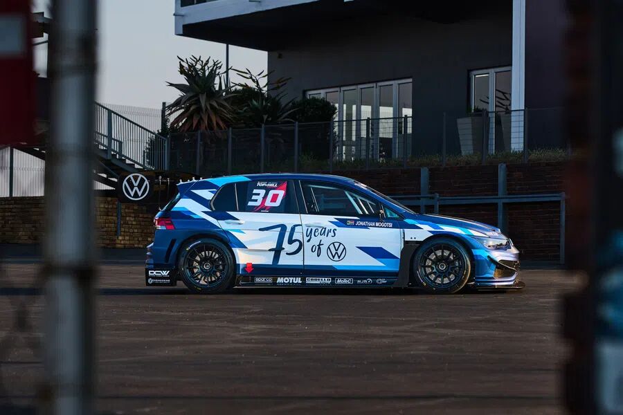 Volkswagen hangt een vijfcilinder in de golf 8!