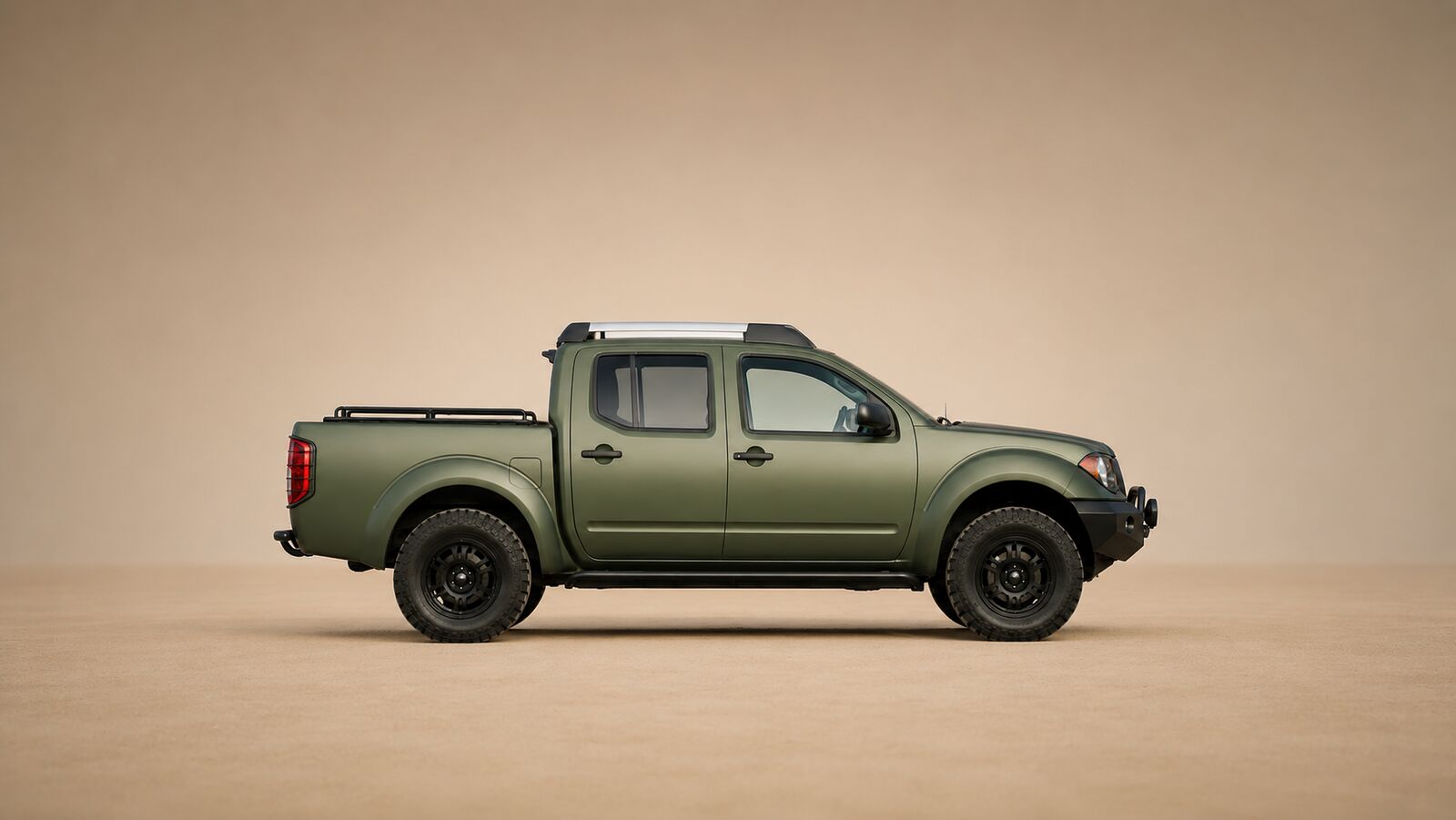 Fiabilidad japonesa y sin reinventar nada, este suzuki todoterreno tiene el aura que todos queremos en un 4x4 (encima trae un quad en el maletero)