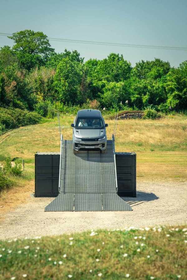 Range rover’s smaller, more affordable electric suv makes first public appearance [images]