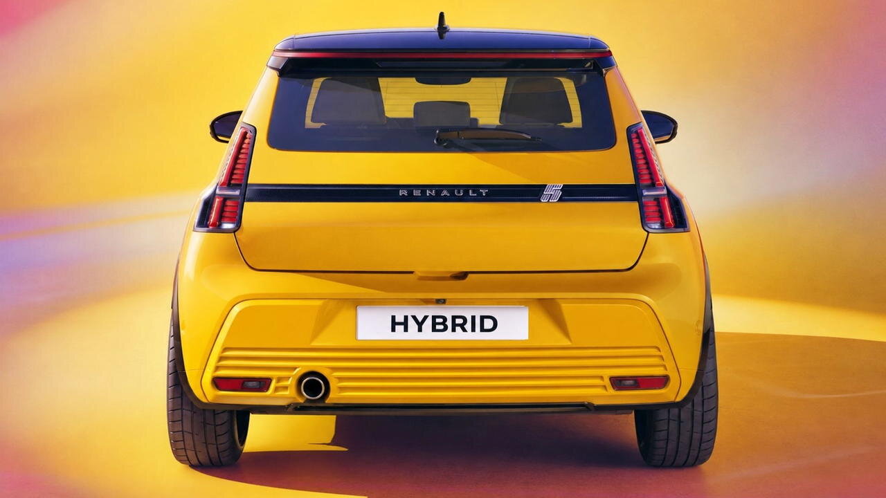 El renault 5 de 2026 con motor de gasolina híbrido es el coche que puede sacudir europa con un precio ajustado para su diseño retro