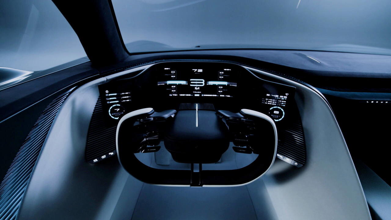 No tendrá un v10, ni tampoco quemará gasolina, pero toyota promete tener la solución para no echarlos de menos