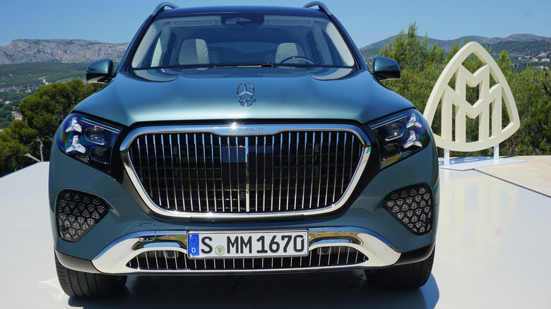 2027 mercedes-maybach gls680 is a more in-your-face refresh of a refresh