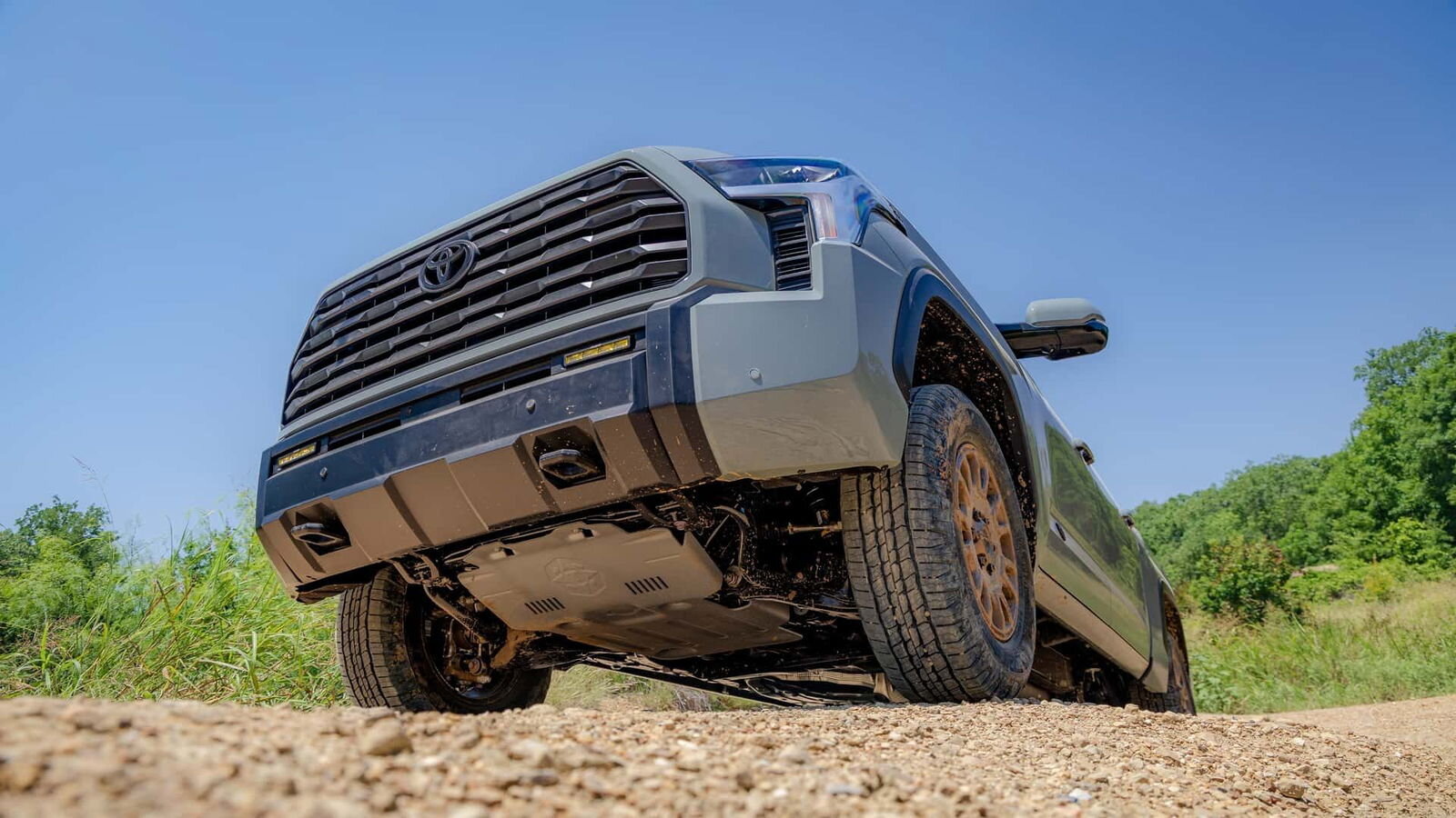 Si una raptor o la trx te parecen demasiado, toyota tiene el 4x4 perfecto para ti, aunque tiene un importante 'pero'