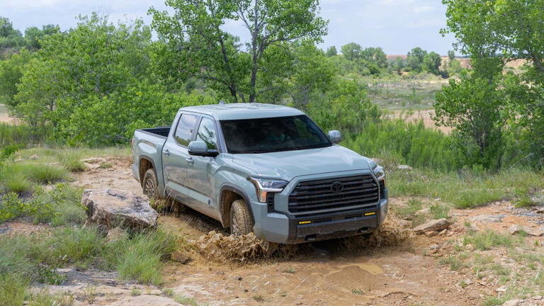 Si una raptor o la trx te parecen demasiado, toyota tiene el 4x4 perfecto para ti, aunque tiene un importante 'pero'