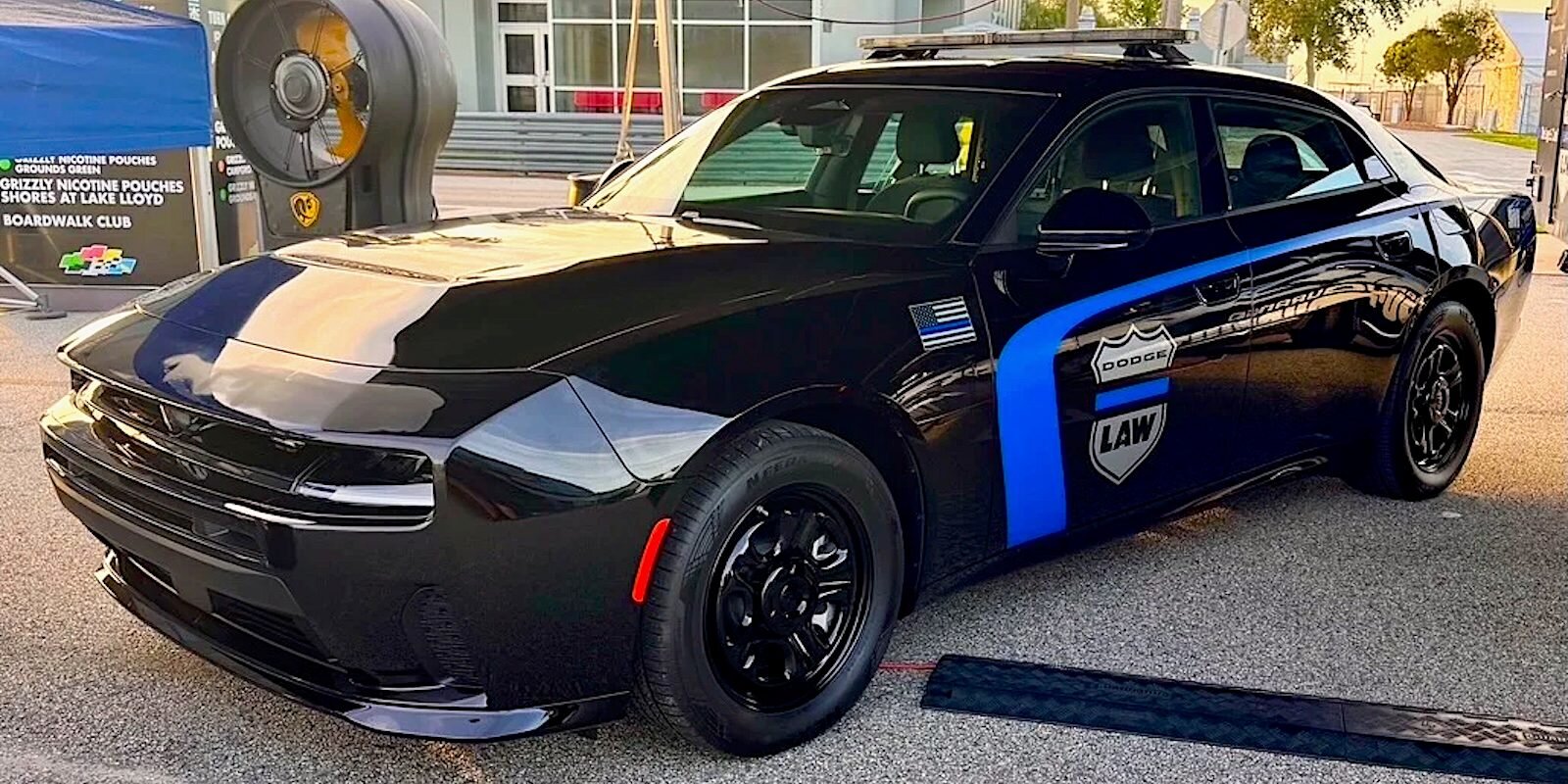 Speeders just got lucky: the new dodge police charger is not electric