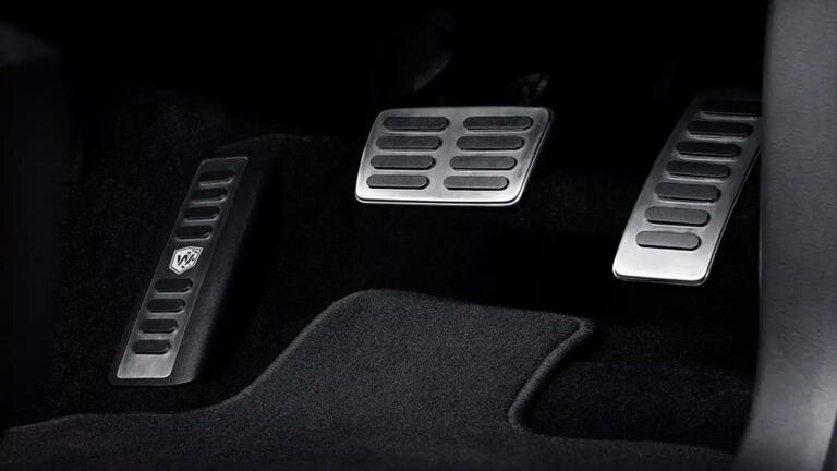 Llega una versión más radical para el todoterreno de volkswagen, que con un motor v6 diésel quiere ser la ranger raptor alemana pero no para el 4x4