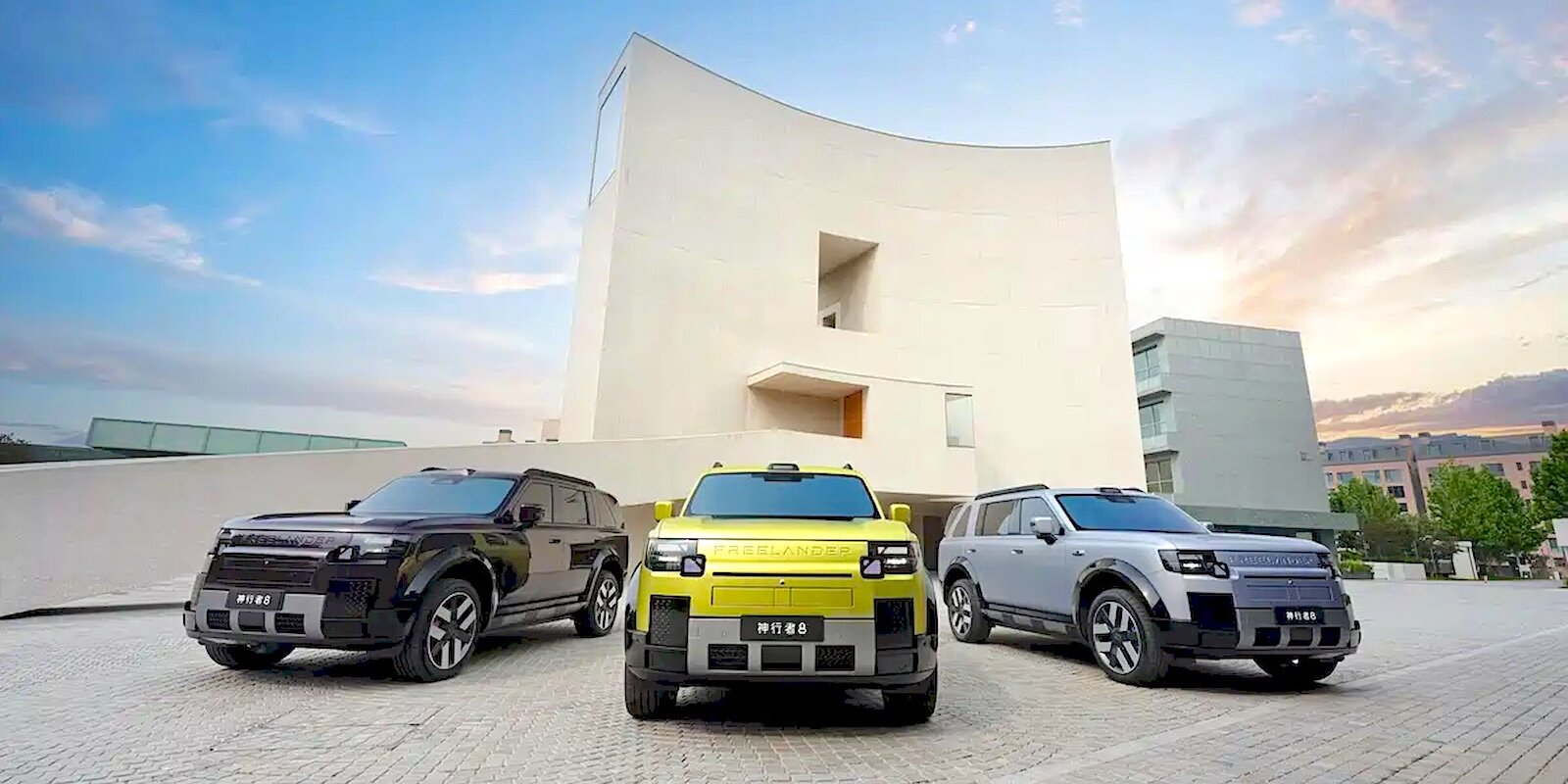 Jlr’s new freelander 8 takes off with 10,000 orders in first 48 hours