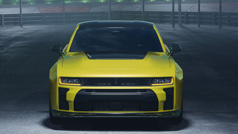 2027 dodge charger super bee is a 600-horsepower track-focused muscle car that's as quick as a hellcat redeye