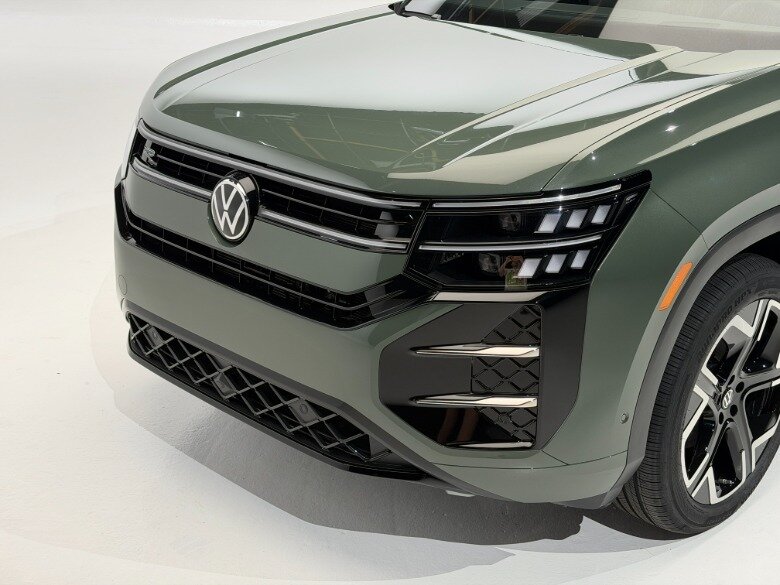 2027 volkswagen atlas cross sport is improved and attractive if unsurprising