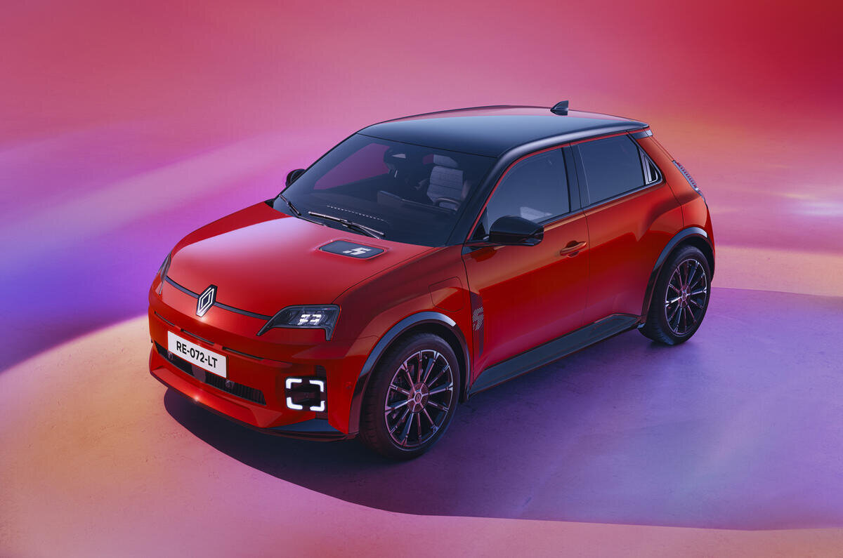 Updated renault 5 gains extra range, red paint and williams style