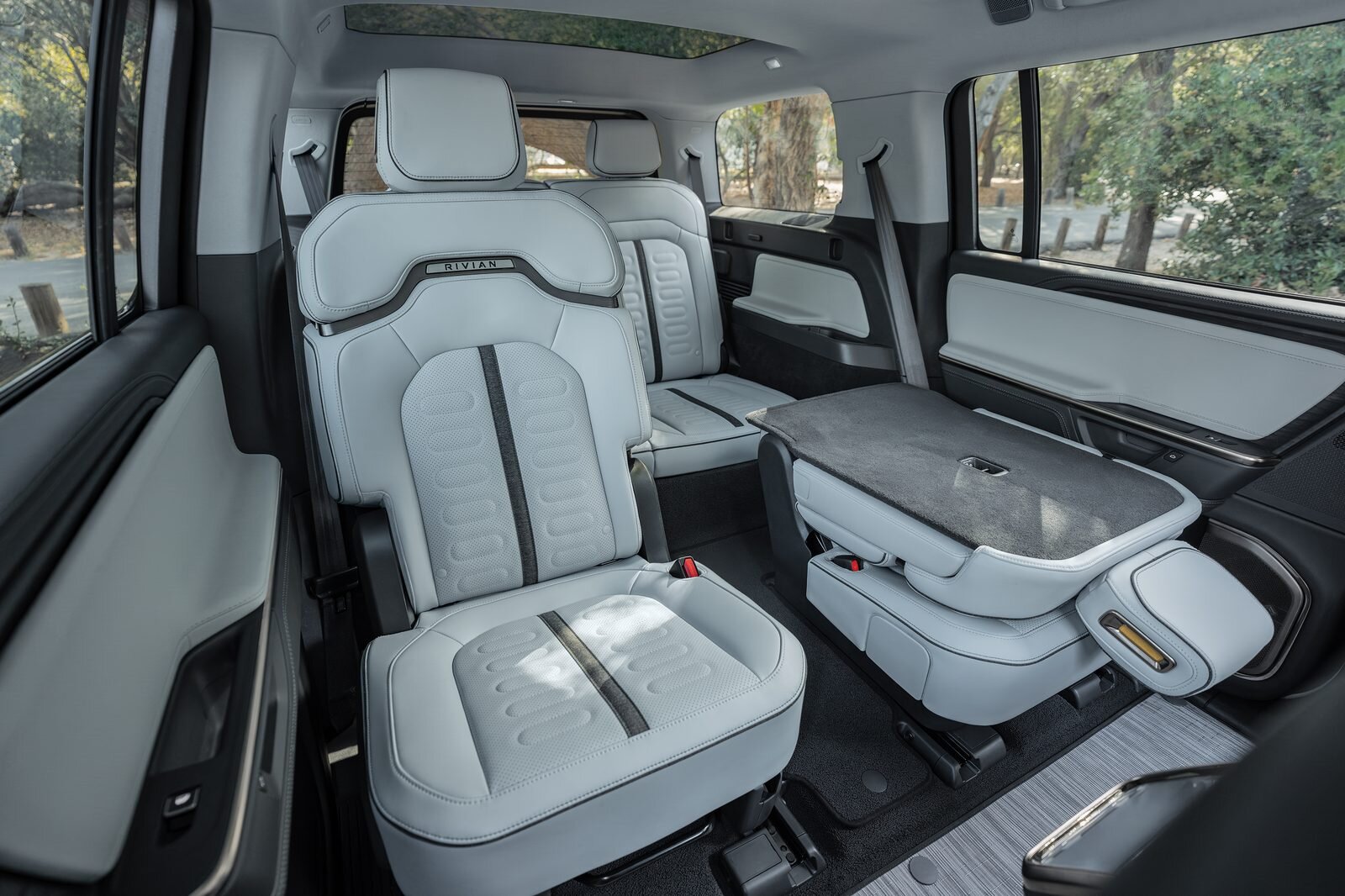 Rivian’s 2027 r1s adds captain’s chairs, its most-requested feature