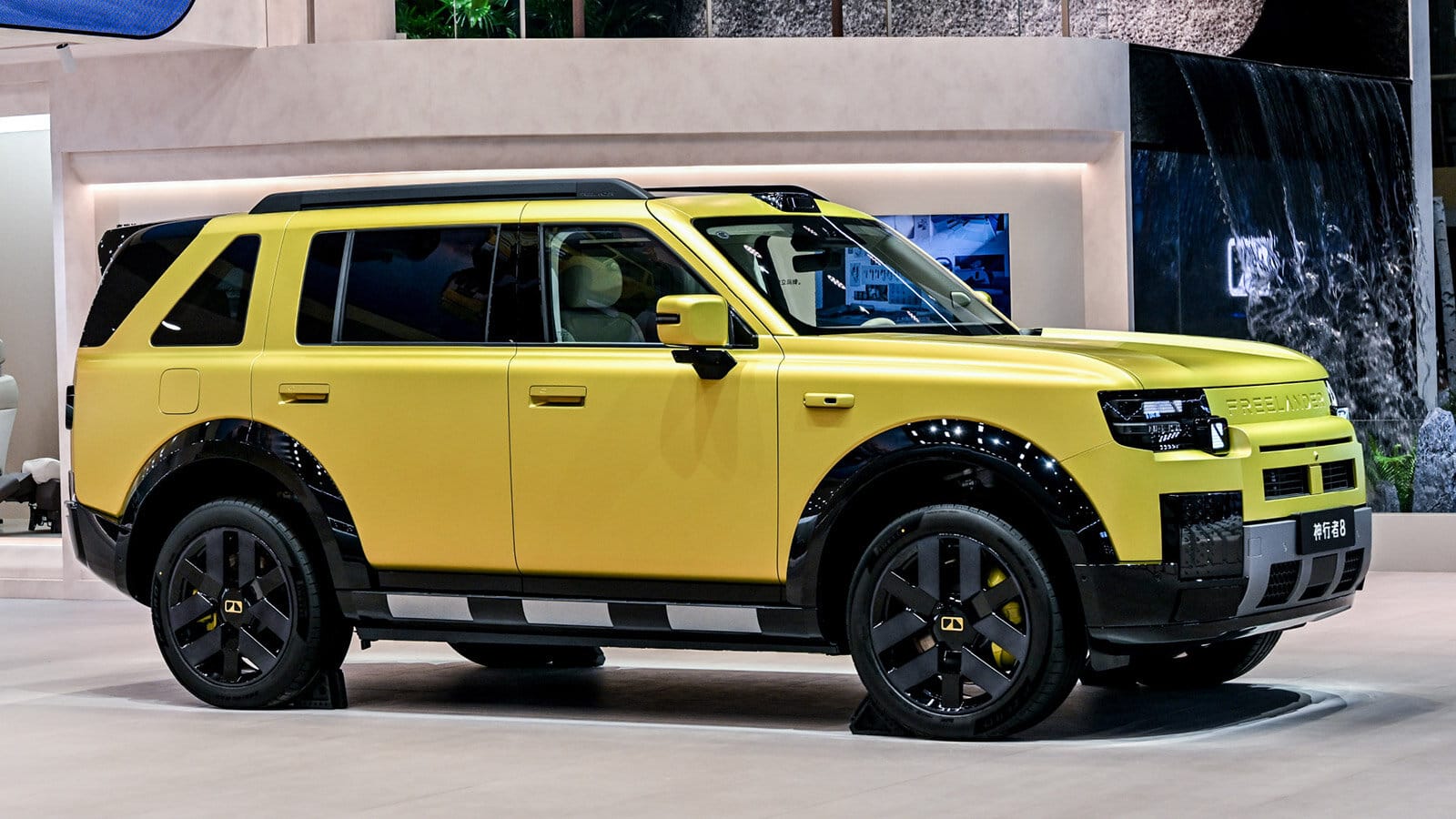 Chery-jlr's freelander 8 limited edition sells out before september 3 launch