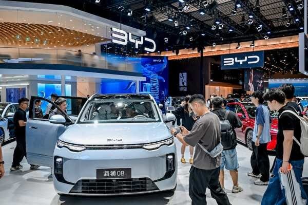 Byd’s latest flagship suv received over 12,000 orders within 1 day after its launch