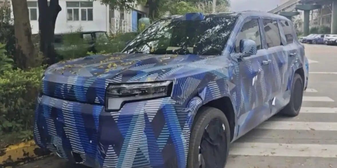 Byd’s new defender-like suv breaks cover for the first time