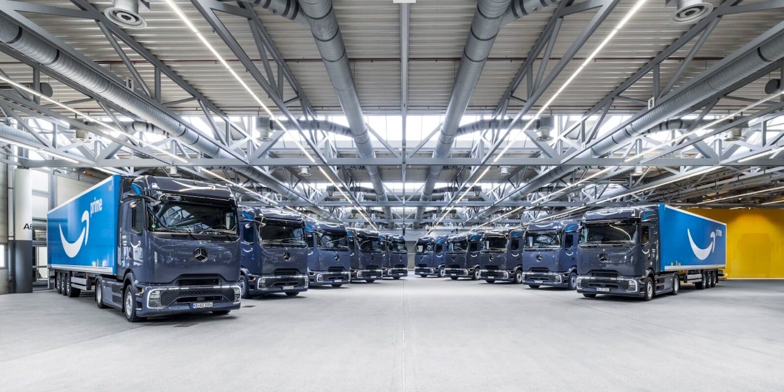 Amazon puts 50 mercedes-benz eactros electric semi trucks to work in germany