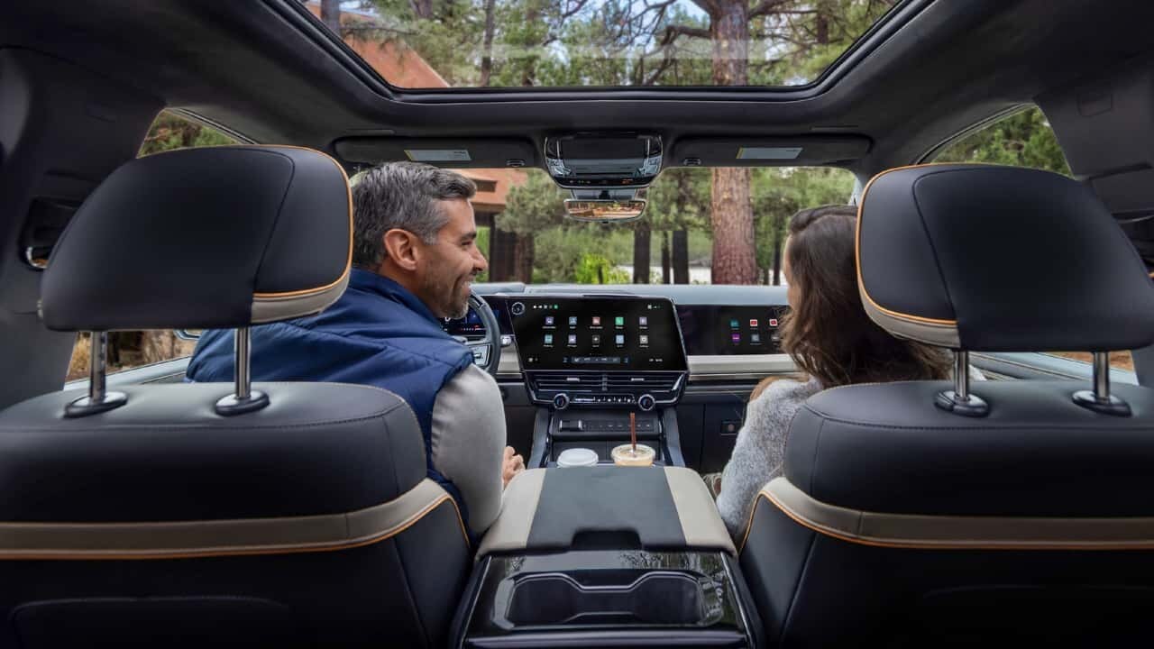 Gm's new ui for trucks plays nice with carplay
