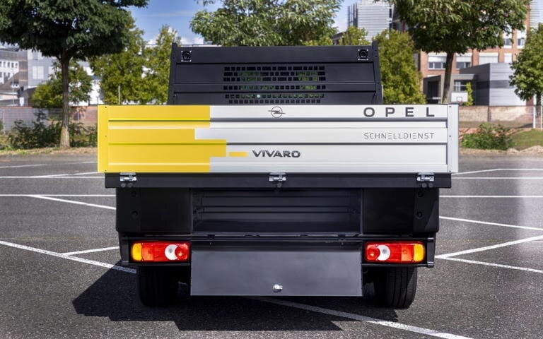 Stellantis tiene una nueva pick-up, manual y con motor diésel, pero con un pequeño truco