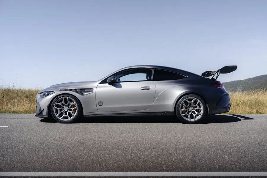 Mercedes-amg cle 646 spezialanfertigung toon dat amg het nog steeds in zich heeft