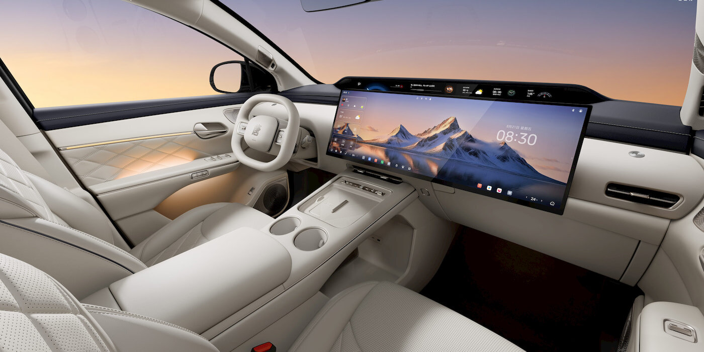 Byd’s new high-tech 5-seat electric suv revealed with 690 hp and dual 30″ screens