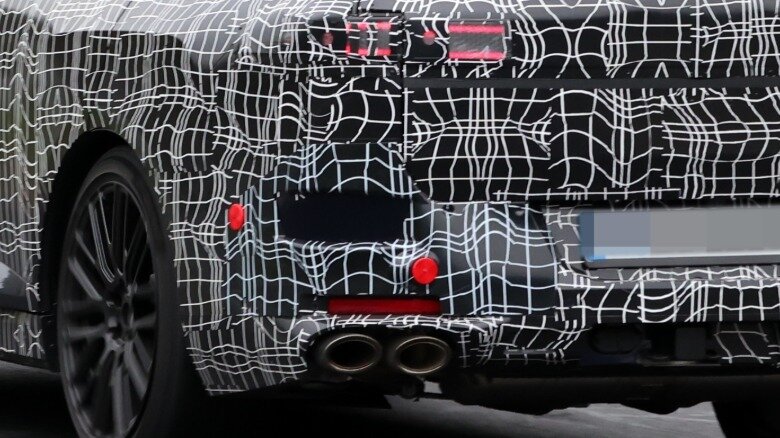 Bmw ix7 spied testing three rows of electric luxury as hotter x7 m60 tracks close behind