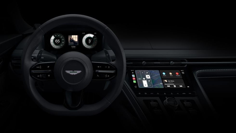 aston-martin-apple-carplay-658306edbfaf2