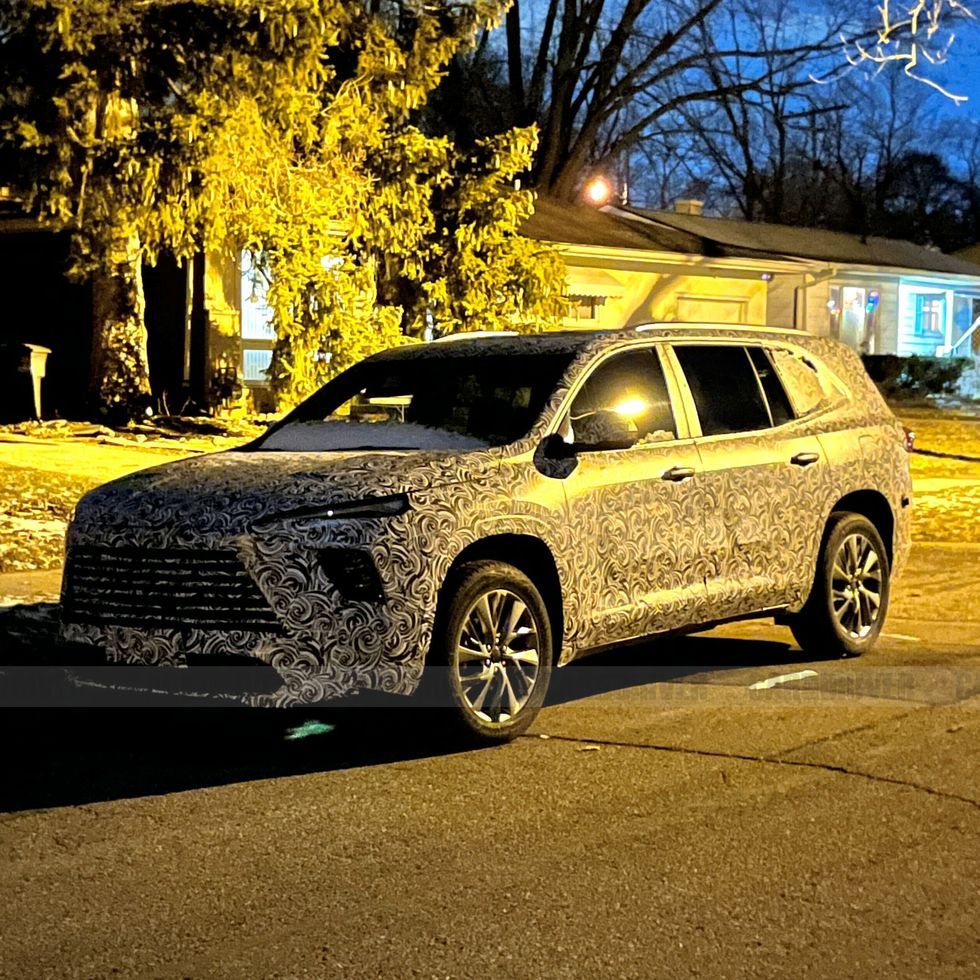 2025-buick-enclave-spied-front-65cfb1ad1c6fe