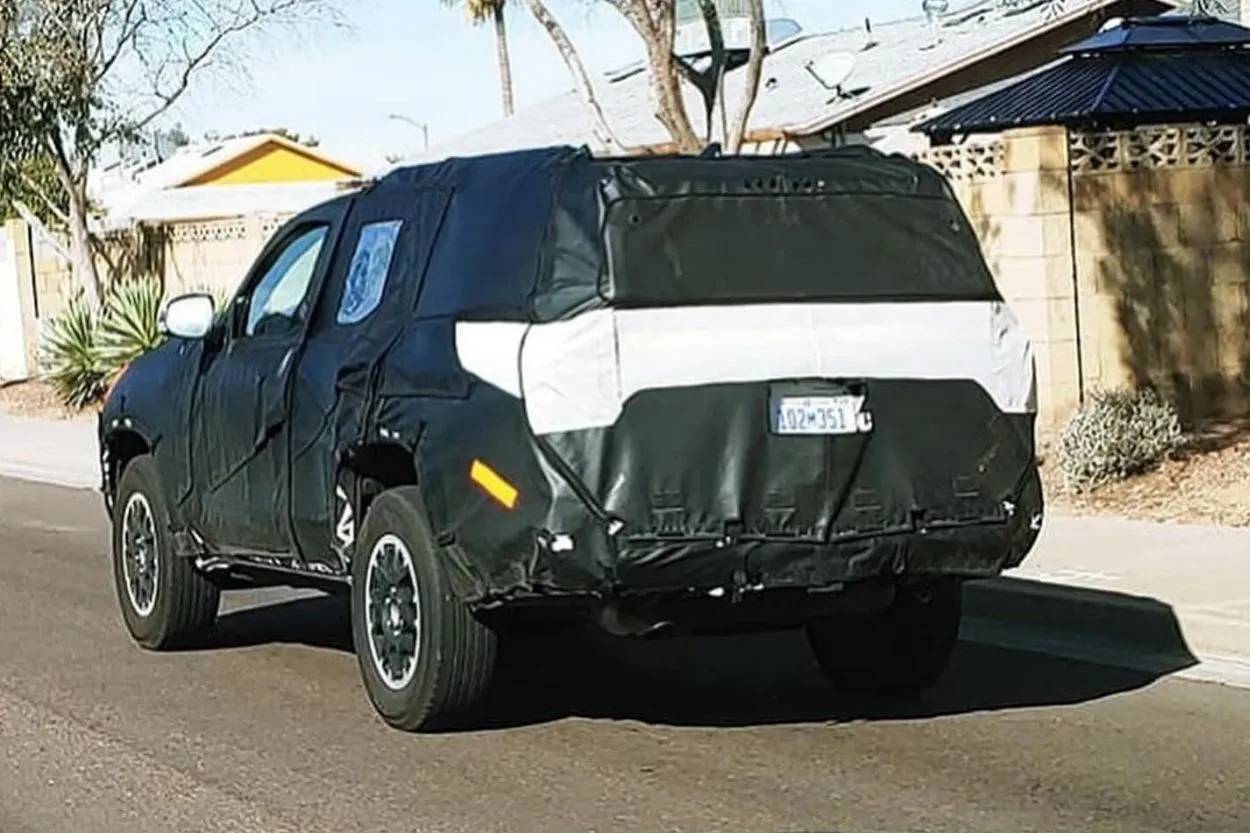 2025-6th-Gen-4Runner-02