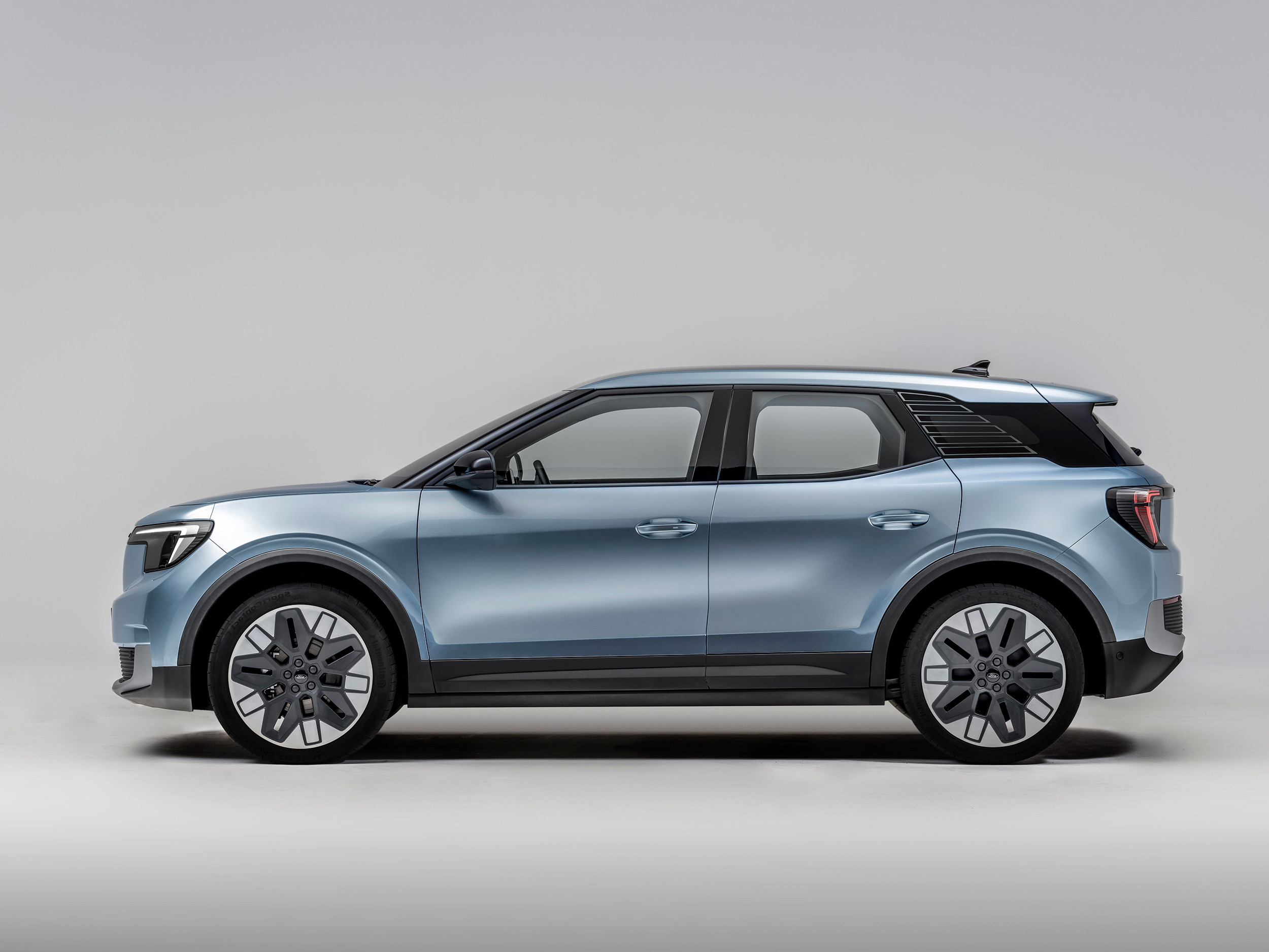 ford-explorer-electric-side-view