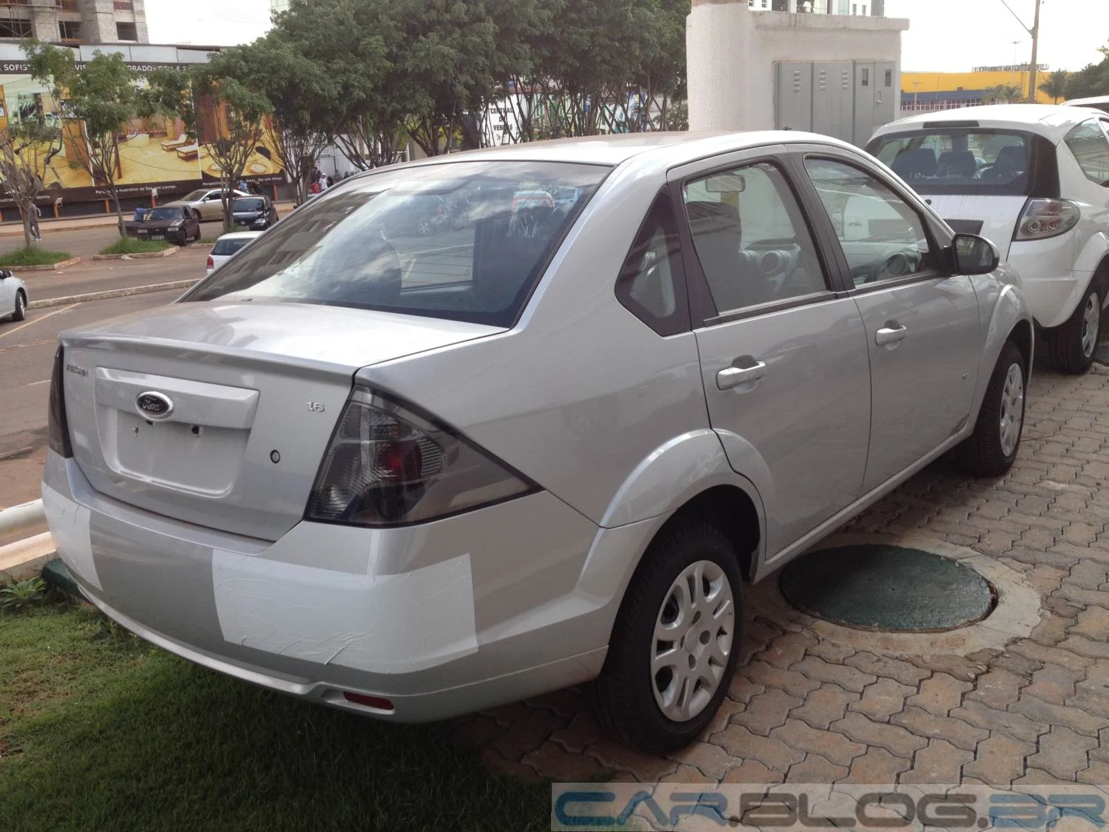 Ford-Fiesta-Rocam-2014-SE (6)