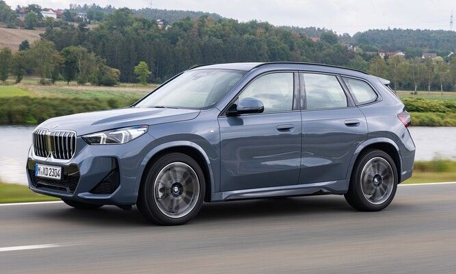 bmw-x1-exterior-lateral