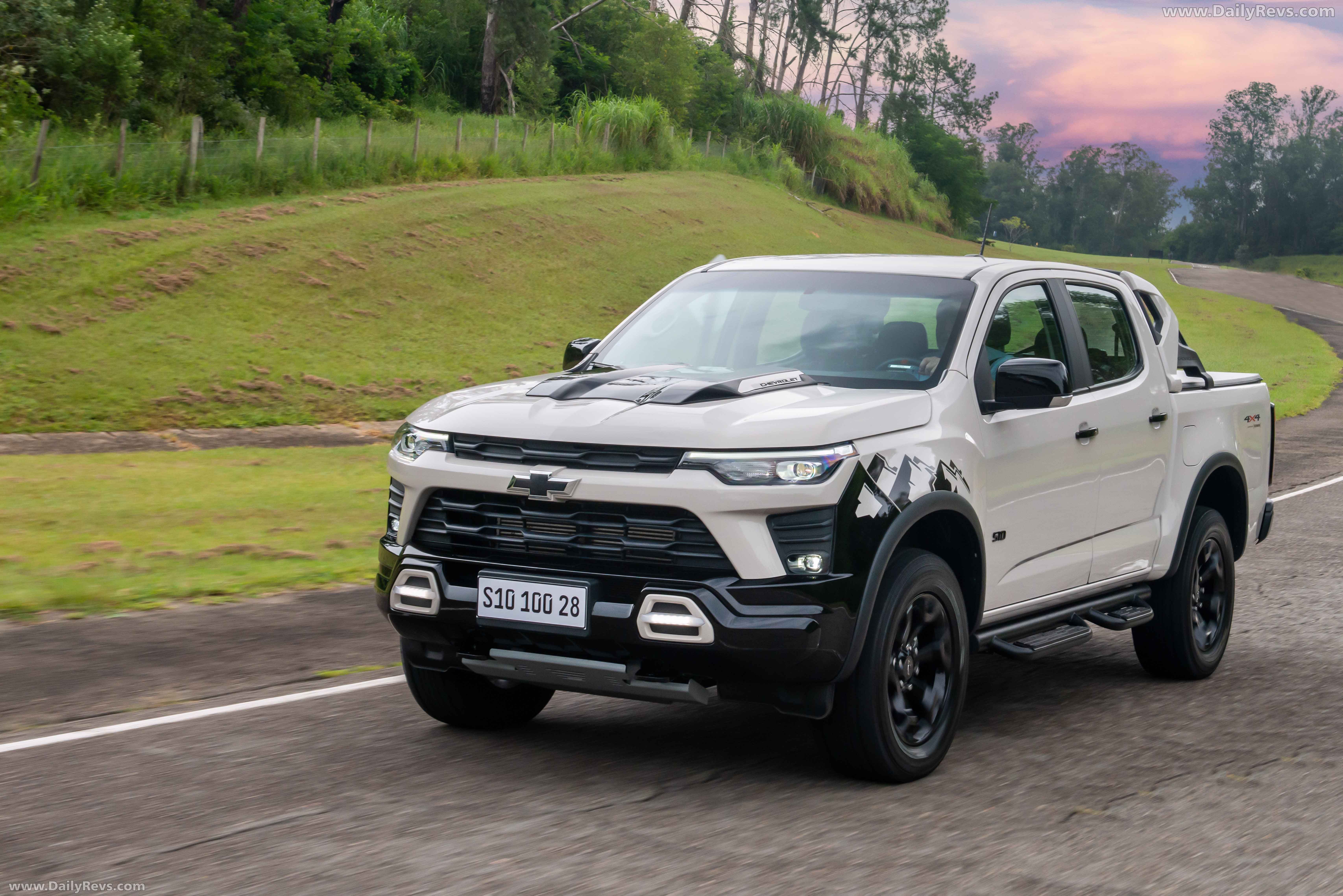 2026-s10-100-years-chevrolet-7m6d3p7776h0g2e2iedvux5