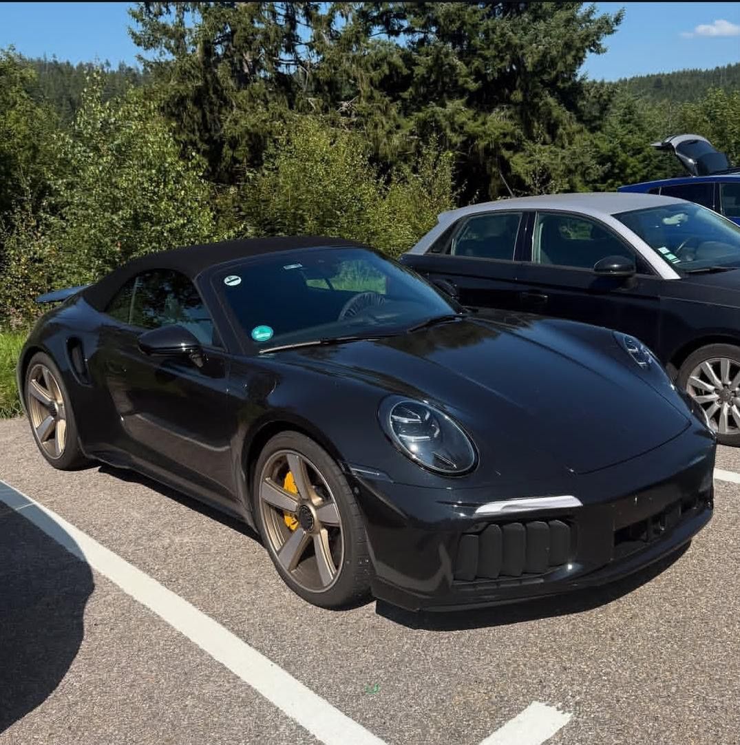 078C1529-F807-4AB5-B8A2-A5C26BF3EC66